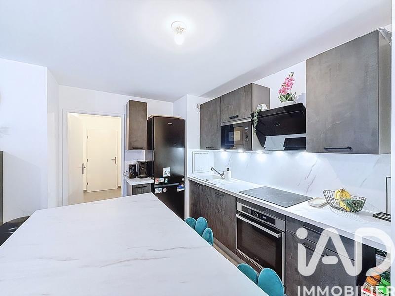 Appartement - 64 m² - 3 pièces