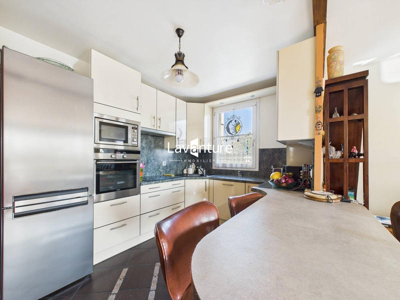 Appartement - 81 m² - 4 pièces