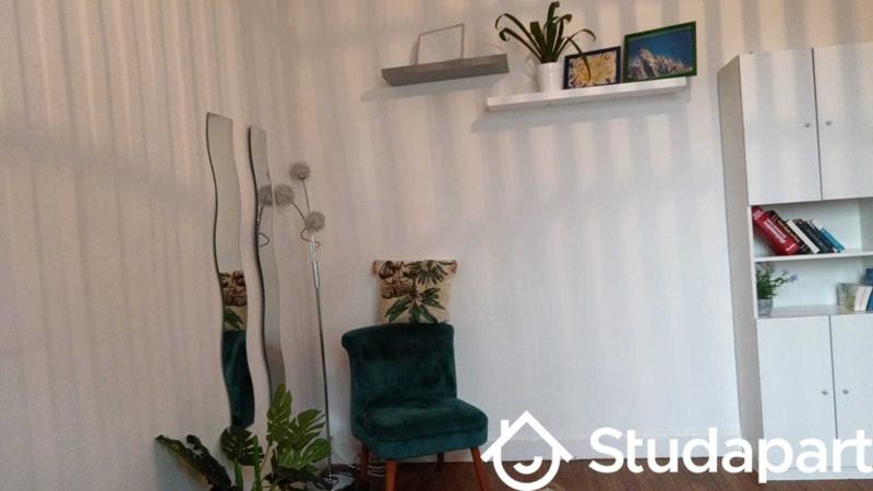 Chambre - 18 m² - 1 pièce