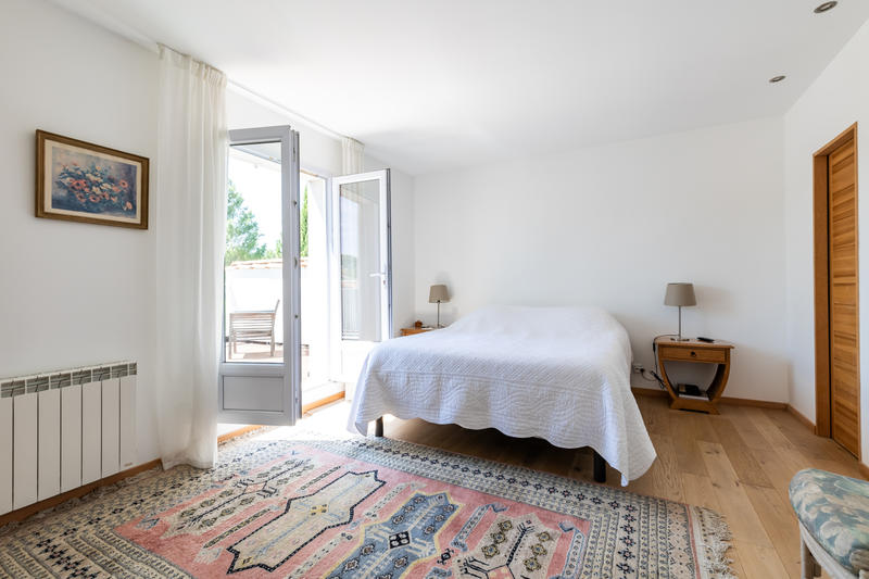 Maison - 200 m² - 7 pièces