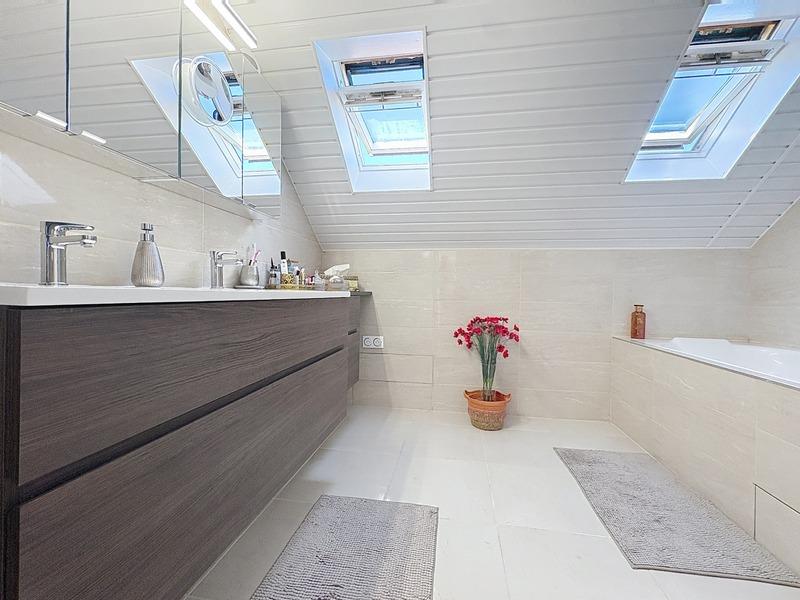 Maison - 126 m² - 5 pièces