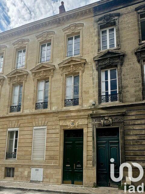 Appartement - 180 m² - 7 pièces