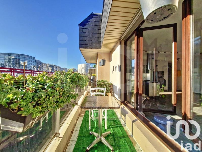 Appartement - 93 m² - 4 pièces