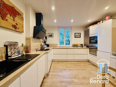 Maison ancienne - 148 m² - 8 pièces