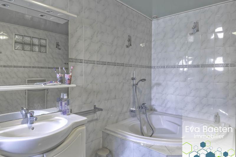 Appartement - 110 m² - 4 pièces