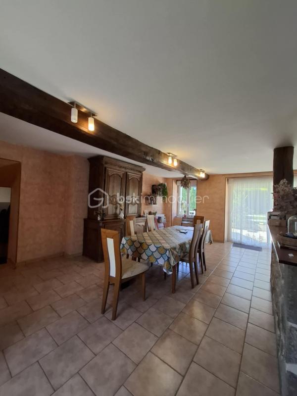 Maison de village - 181 m² - 6 pièces