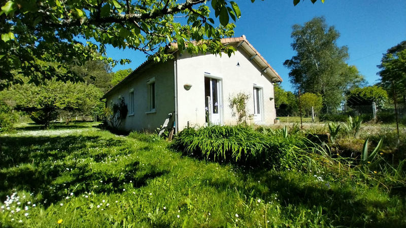 Maison - 96 m² - 5 pièces