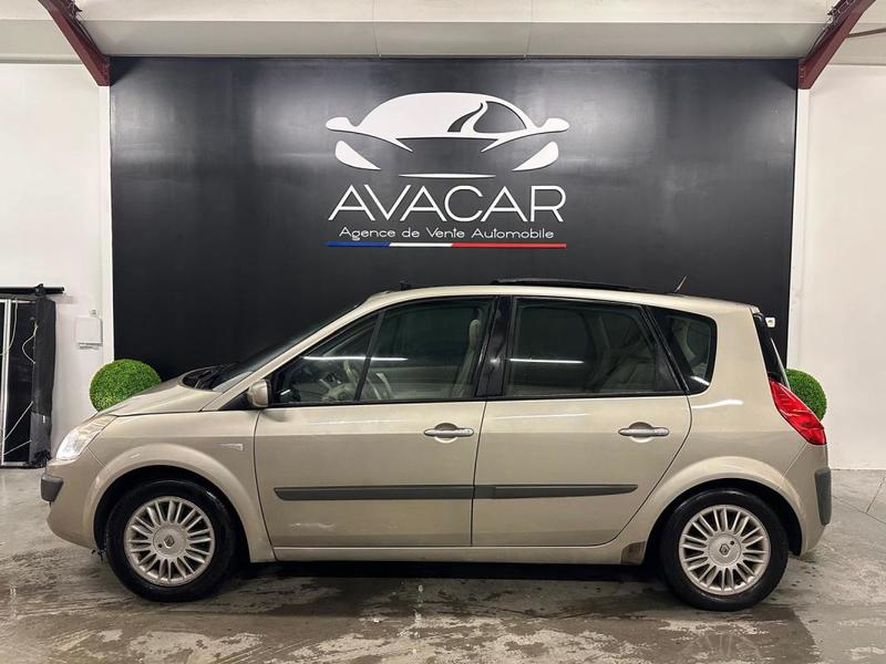 Renault Scénic II 2.0 i 136cv Boîte auto / Toit Ouvrant