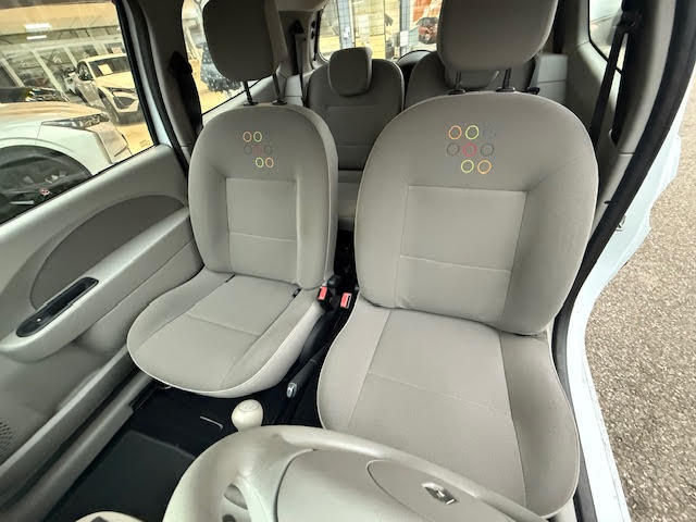 Renault Twingo 1.2 16v 76 Cv Clim