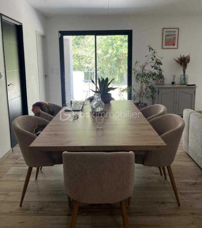 Maison - 121 m² - 5 pièces