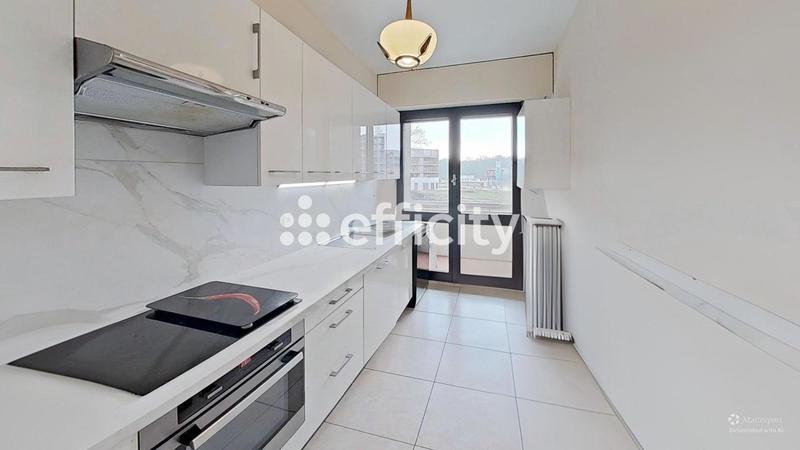 Appartement - 84 m² - 3 pièces