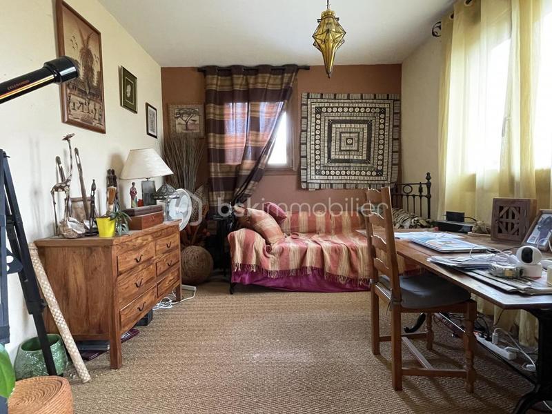 Maison traditionnelle - 175 m² - 6 pièces