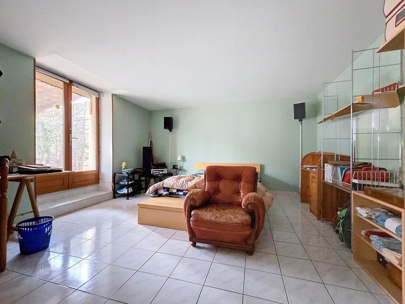 Maison - 170 m² - 6 pièces