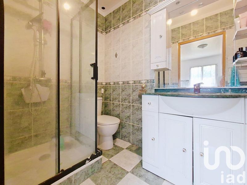 Maison - 180 m² - 7 pièces