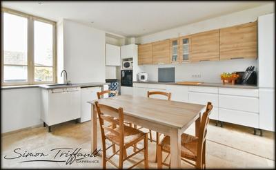 Maison de village - 89 m² - 5 pièces