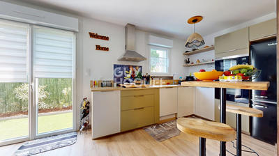 Maison - 87 m² - 4 pièces