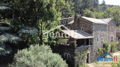 Mas - 252 m² - 10 pièces