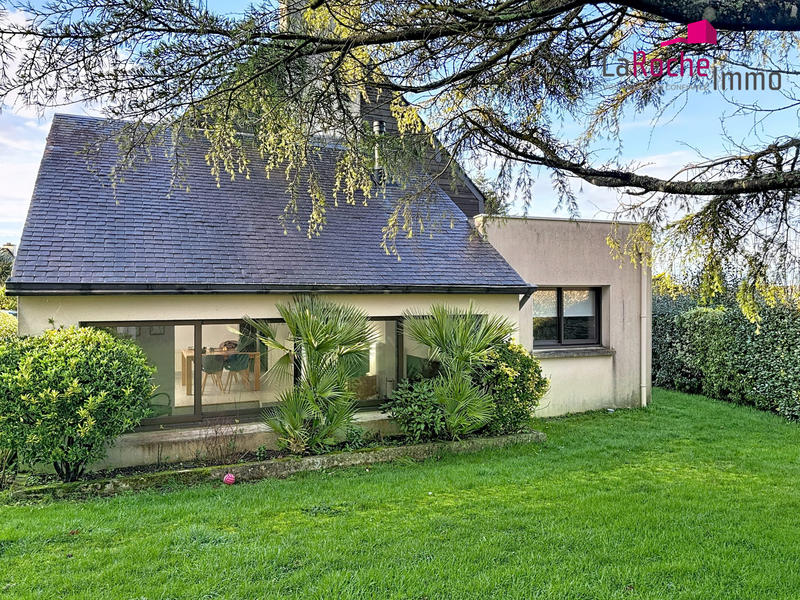 Maison - 159 m² - 6 pièces