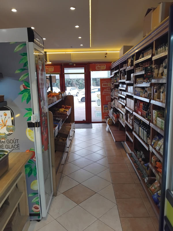 Fonds de commerce - Magasins - 38 m²