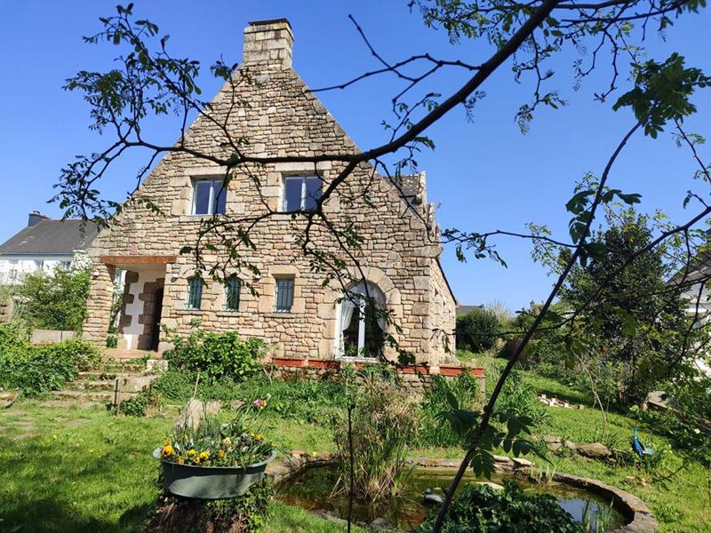 Maison - 224 m² - 7 pièces