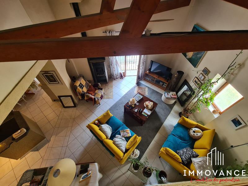 Appartement - 93 m² - 5 pièces