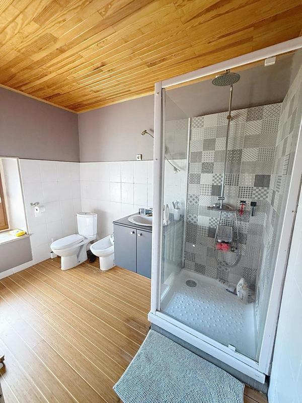 Maison - 179 m² - 6 pièces