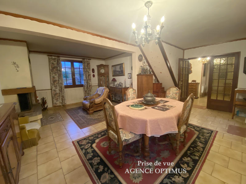 Maison - 143 m² - 6 pièces