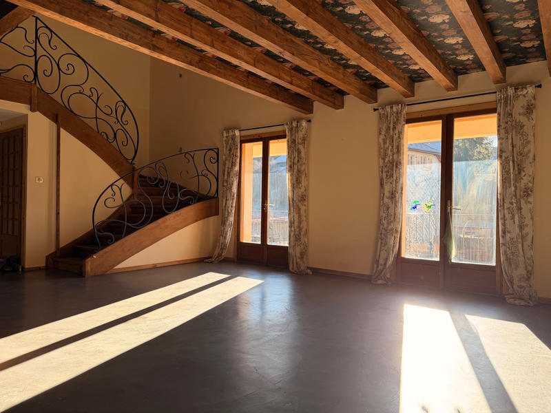 Maison - 175 m² - 5 pièces