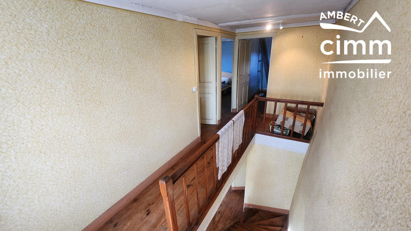 Maison - 102 m² - 6 pièces