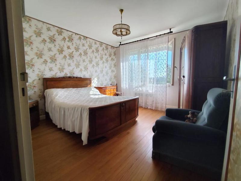 Maison - 121 m² - 5 pièces