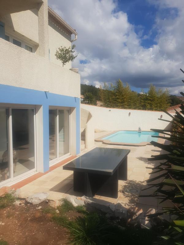 Villa - 198 m² - 7 pièces