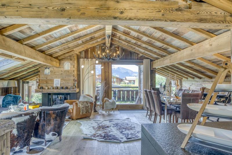 Châlet - 270 m² - 5 pièces