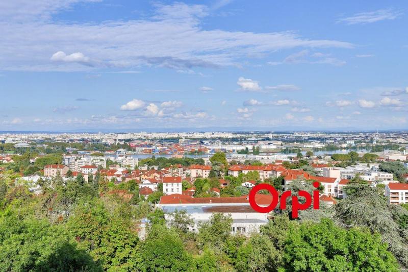 Appartement - 91 m² - 4 pièces