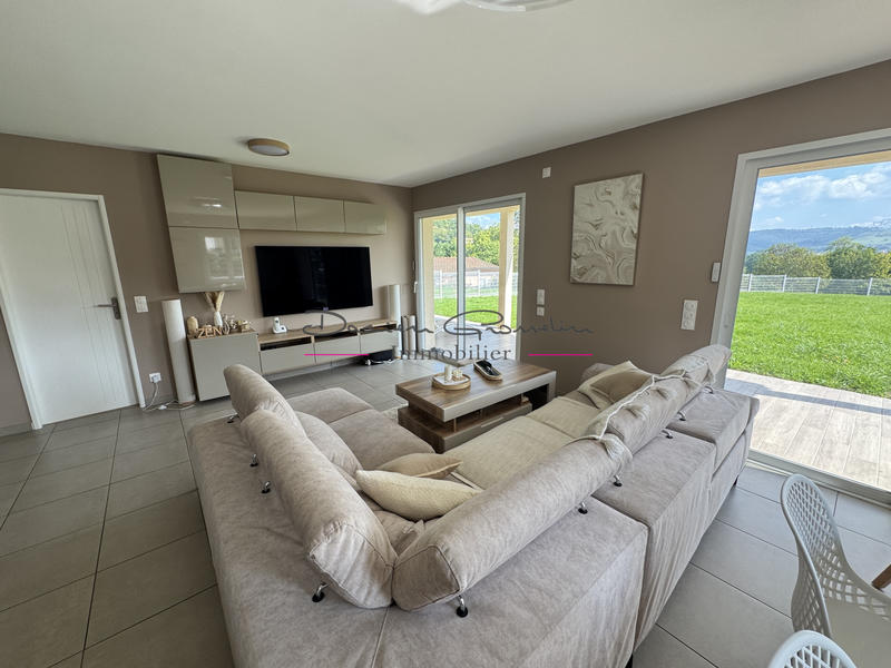 Maison - 120 m² - 5 pièces