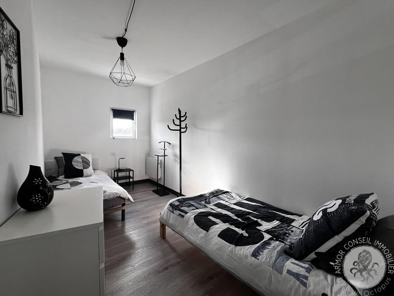 Immeuble - 216 m² - 10 pièces