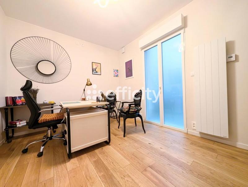 Appartement - 65 m² - 4 pièces