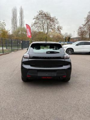 Peugeot 208 Hybrid 100 e-Dcs6 Style