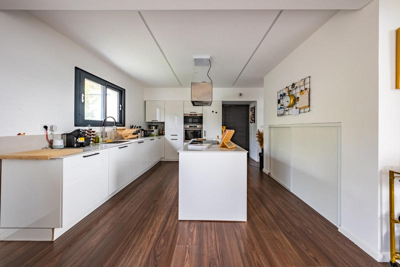 Maison - 168 m² - 6 pièces