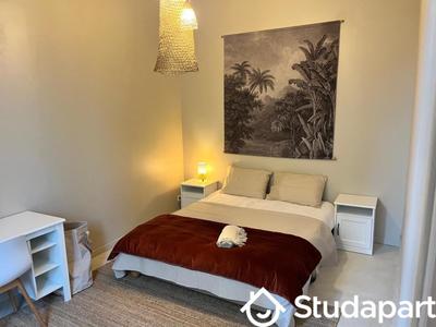 Chambre - 11 m² - 1 pièce