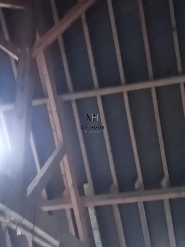 Parking / Garage - 110 m²