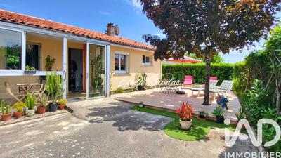 Maison - 90 m² - 3 pièces