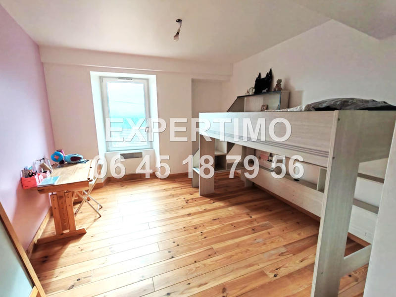 Maison - 136 m² - 6 pièces