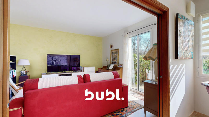 Maison - 302 m² - 12 pièces