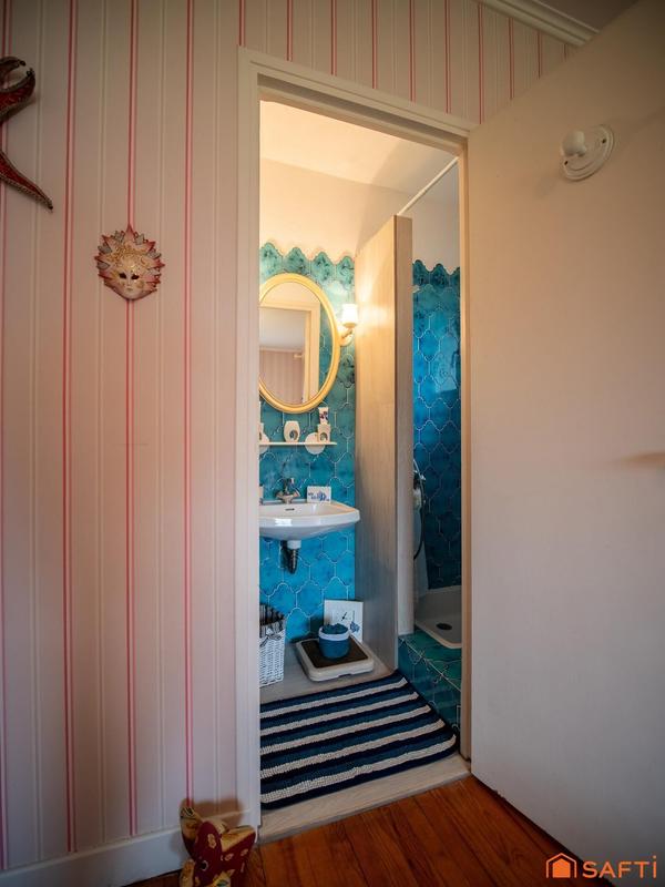 Maison - 260 m² - 5 pièces