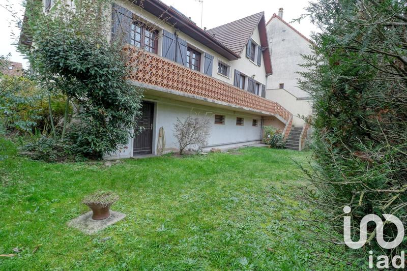 Maison - 189 m² - 6 pièces