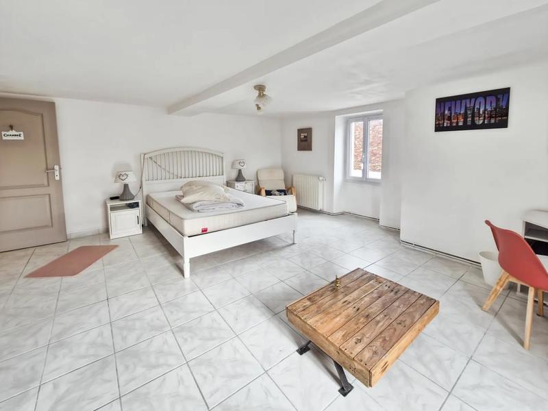 Demeure - 400 m² - 9 pièces