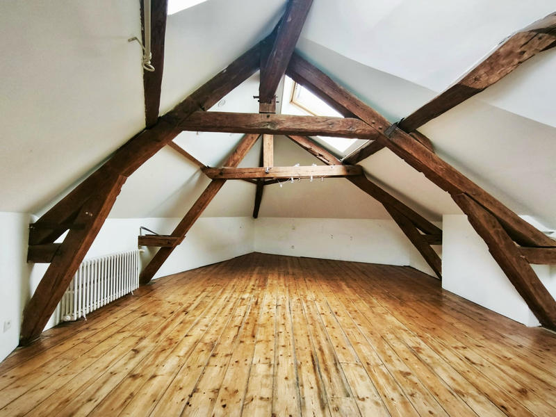 Maison ancienne - 180 m² - 8 pièces