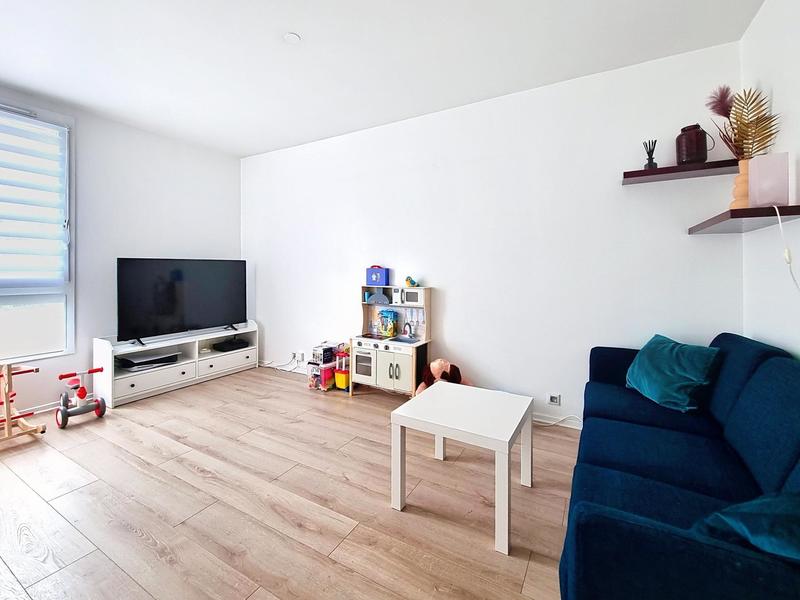 Appartement - 102 m² - 5 pièces