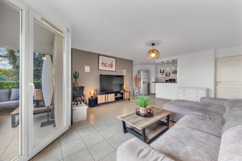 Appartement - 60 m² - 2 pièces