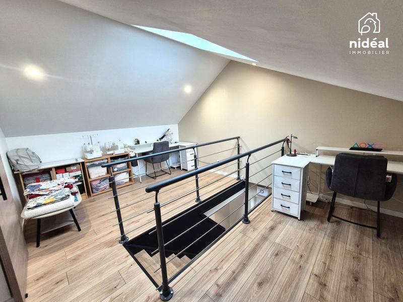 Maison - 90 m² - 4 pièces